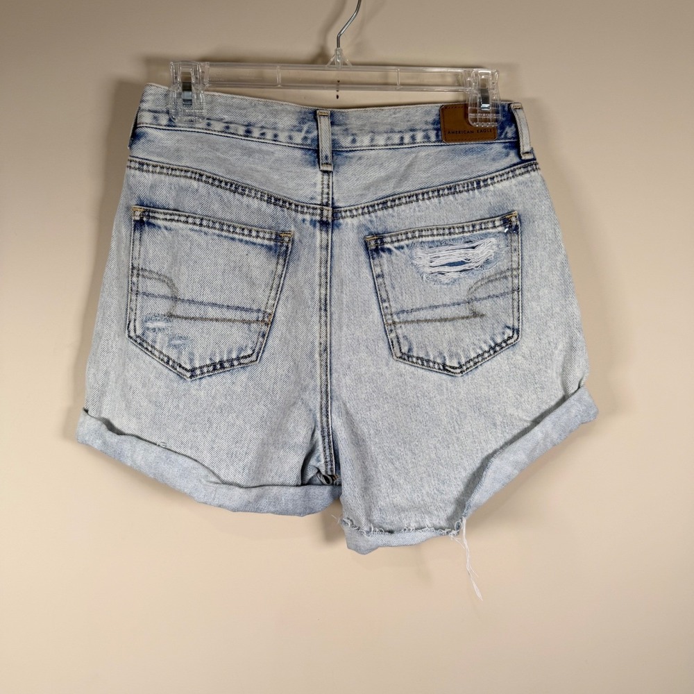American Eagle Womens High Rise Distressed Denim Mom Short Size 2 Acid Wash Jort - Picture 4 of 12